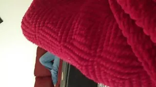 रेडहेड कुतिया लामो अन्त मा स्क्वाटिंग