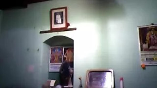लाल-कपाल परिष्कृत अप्सरा मा babakers निर्माता को बोरा प्रहार