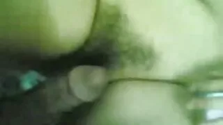 सुखद केटी गहिरो मौखिक खुशी देखाउन निर्णय