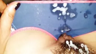 नग्न मानिस बिल्ली मा आफ्नो प्रिय क्रिसमस रूख fucks