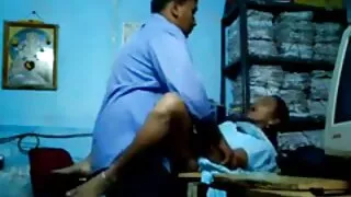 श्यामला शानदार गुदा fucks गोरा