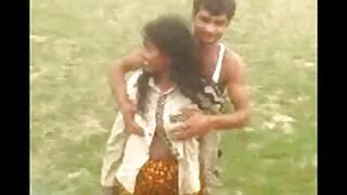 एक टैटू मा स्लिम फूहड़ पूर्णतया कालो बोनर द्वारा चूसा छ